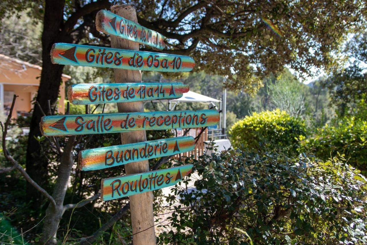 Les Arbousiers Village Hotel Provencal La Roquebrussanne Zewnętrze zdjęcie